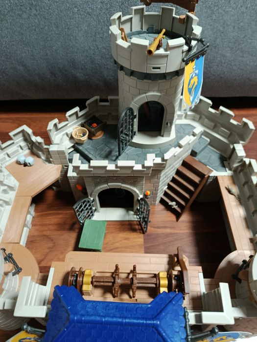 Playmobil NOVELMORE klocki duży 71642 zamek figurki