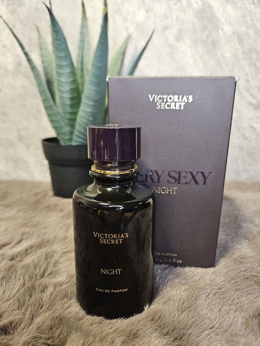 Victoria's Secret Very Sexy Night Eau de Parfum 100 мл