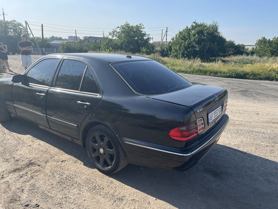 Mercedes-Bens w210
