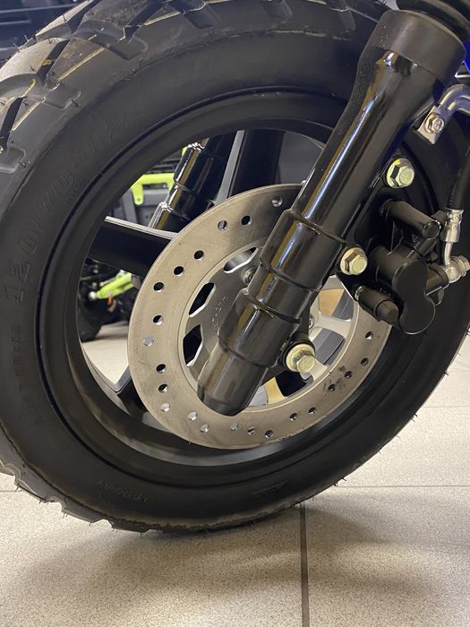 Скутер SPARK SP150S-19BN