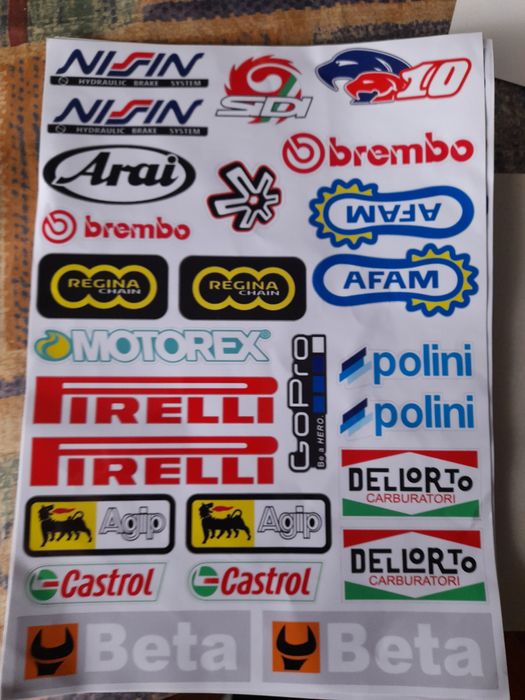 variados folhas de stickers