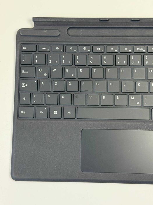 Клавіатура для планшета Microsoft Surface Pro Keyboard Black QWERTZ