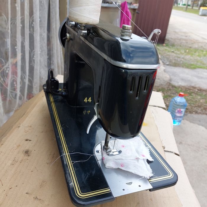 Швейна машинка HAUMANN 44 Німецька Тикка Фінська