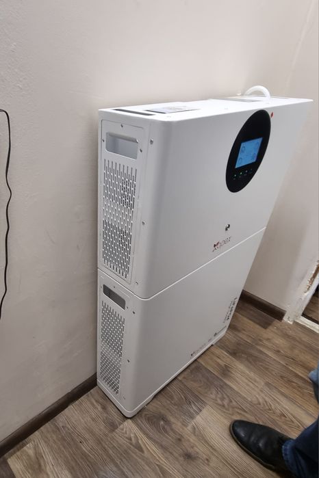 ТИХОЕ резервне живлення ESS  инвертор акумулятор