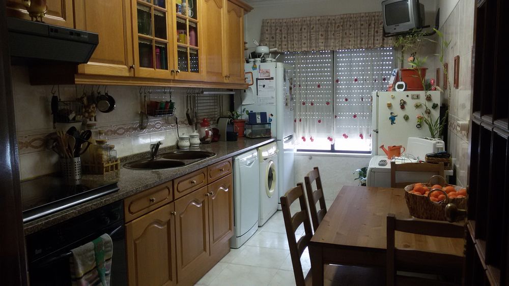 Apartamento T3 com arrecadação,  sobralinho