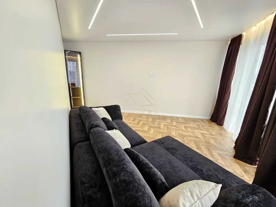 НОВА!!!  2 кім. квартира з ремонтом та меблями В ЦЕНТРІ