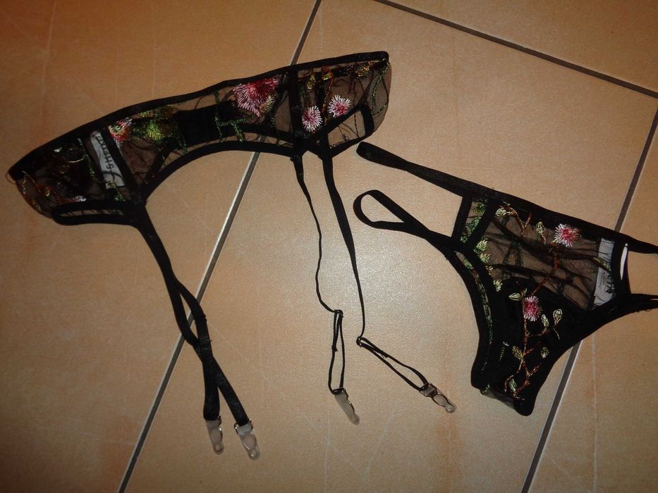 SHEIN nowy komplet haftowana koronka stringi + pas do pończoch M