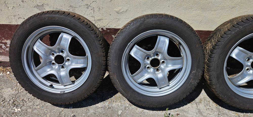 Felga stalowa 16 " rozstaw 5x110 Opel Astra H opony świeże !