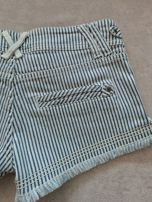 Calção curto Bershka