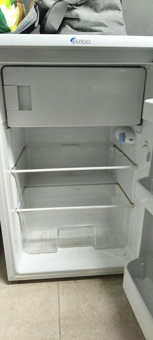 Vendo mini frigorífico como novo