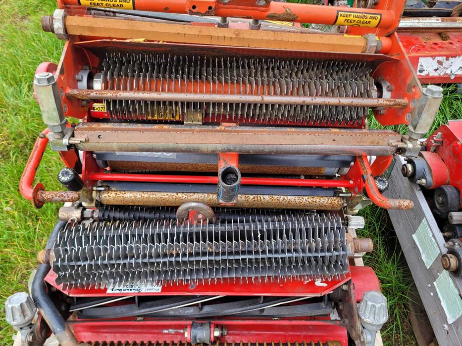 Ransomes NAPOWIETRZANIE TORO Wertykulator John Deere Aerator Sisis Skaryfikator Jacobsen wertykulacja Redexim TORO