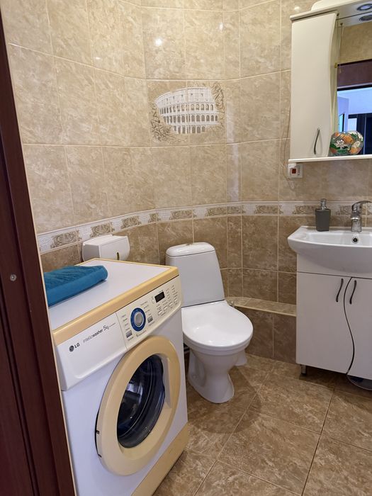 Сдам  1-комн квартиру на Коммунальном рынке