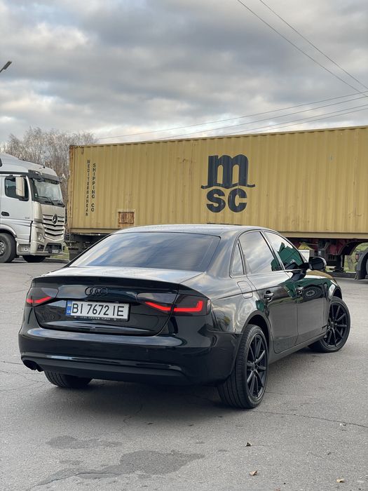 Audi А4B8 ,Офіційна ,двигун Gen3