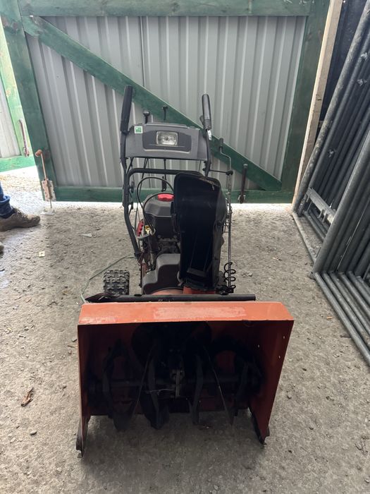 odśnieżarka   spalinowa