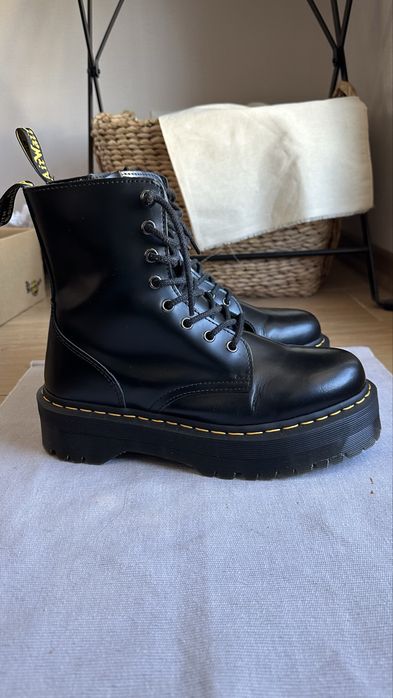 Мартинсы Dr. Martens Jadon black polished smooth 41 размер