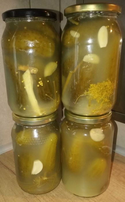 4x Ogórki Kiszone, 4x Ogórki Kiszone na ostro z chili 900 ml