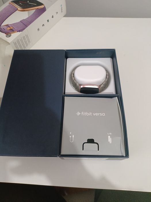 Fitbit Versa - Special Edition