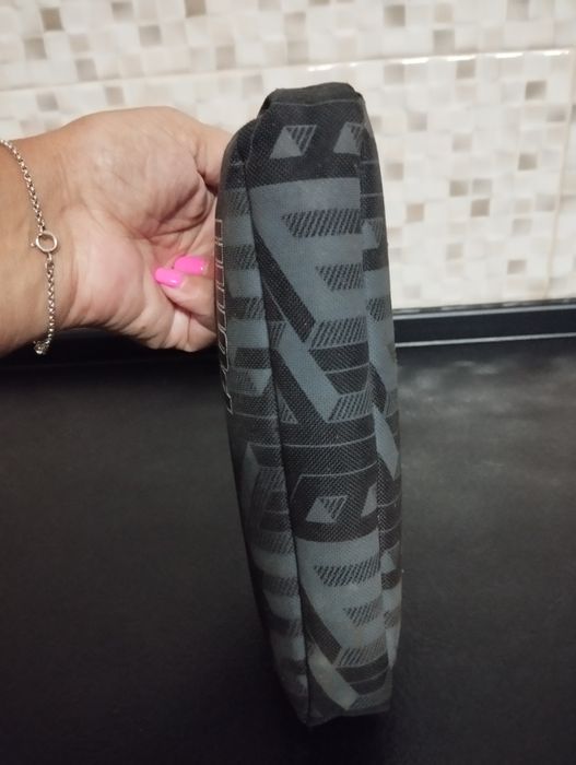 Estojo preto da Puma