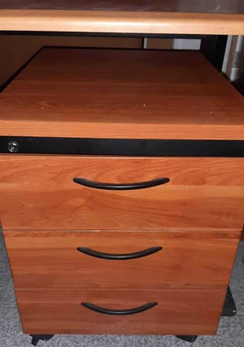 Bloco de gavetas escritório