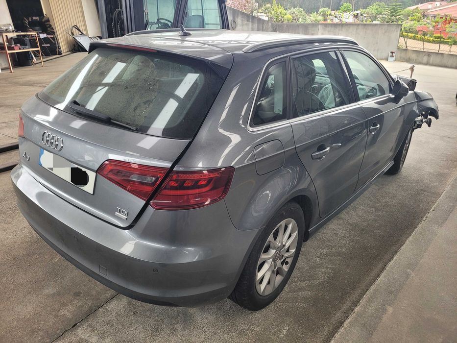 Audi A3 8v Sportback para peças