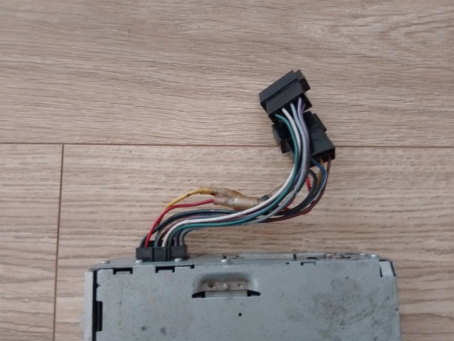 Radioodtwarzacz samochodowy JVC KD-G161 RADIO CD