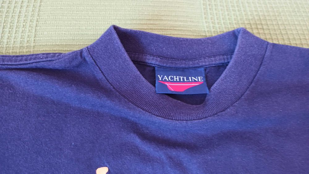 T-shirt azul escura Yachtline