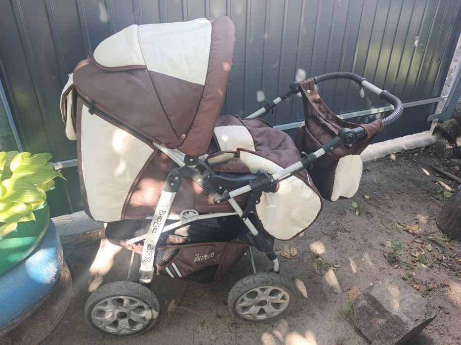 Продам дитячу каляску