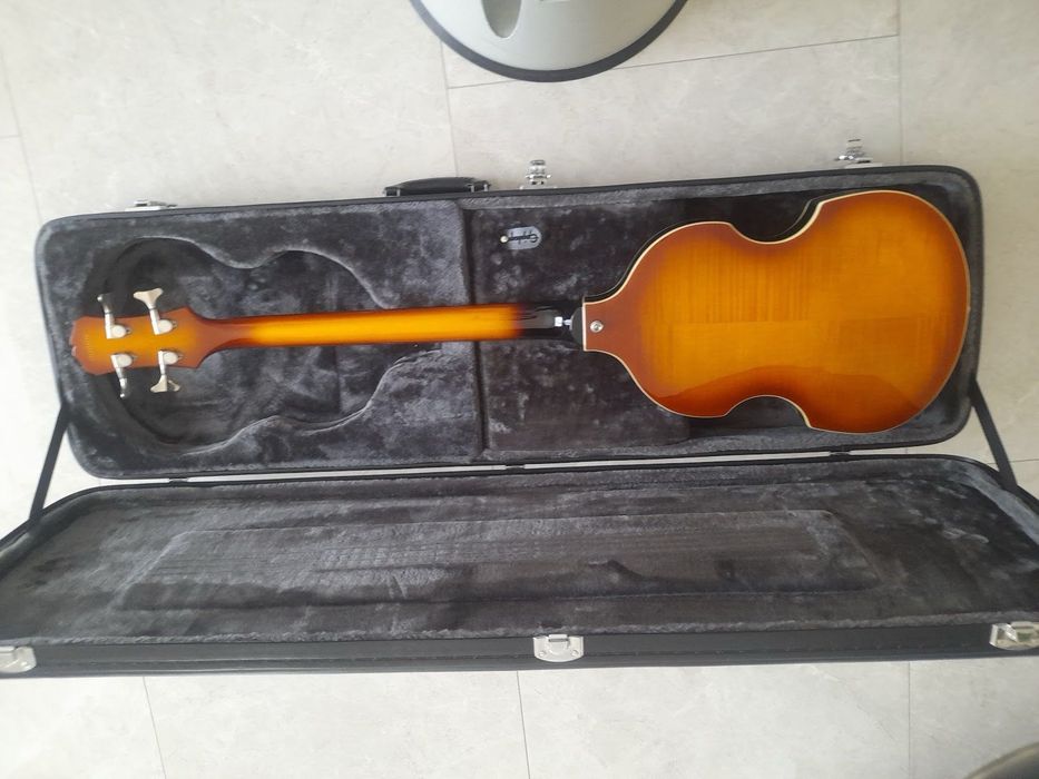 Epiphone Viola Bass Vintage Sunburst com estojo