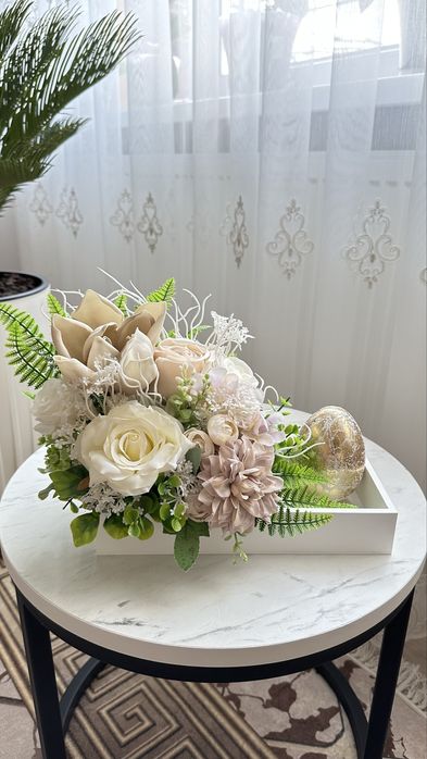 Квіткова композиція на стіл