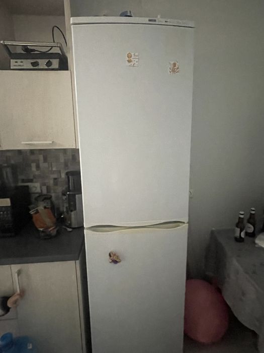Продається холодильник Атлант