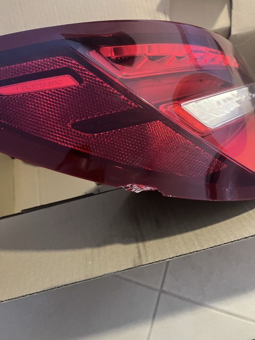 Farolim traseiro esquerdo LED Mercedes CLA