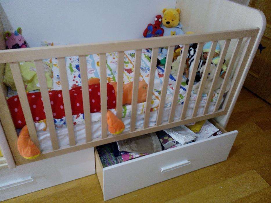 Convertible Bed64738544518787122