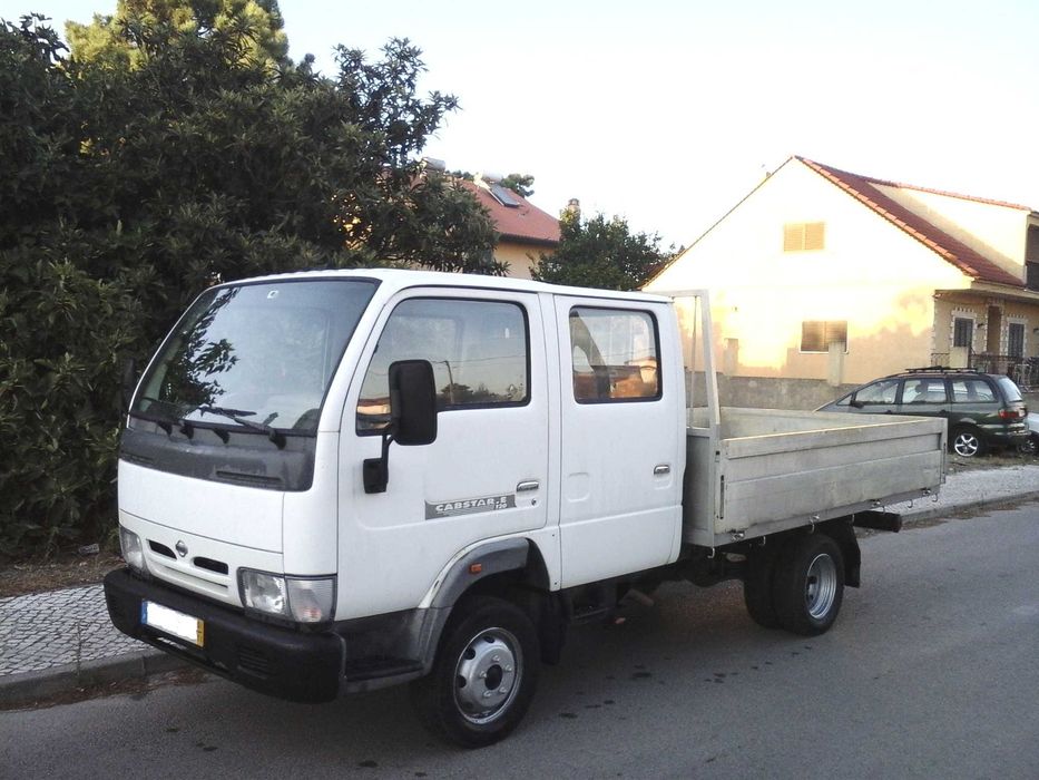 Nissan Cabstar 3.0 Cabine dupla 190000 Km em muito bom estado