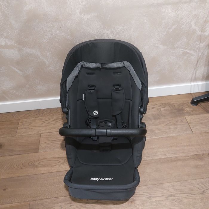 Коляску Easywalker Harvey3