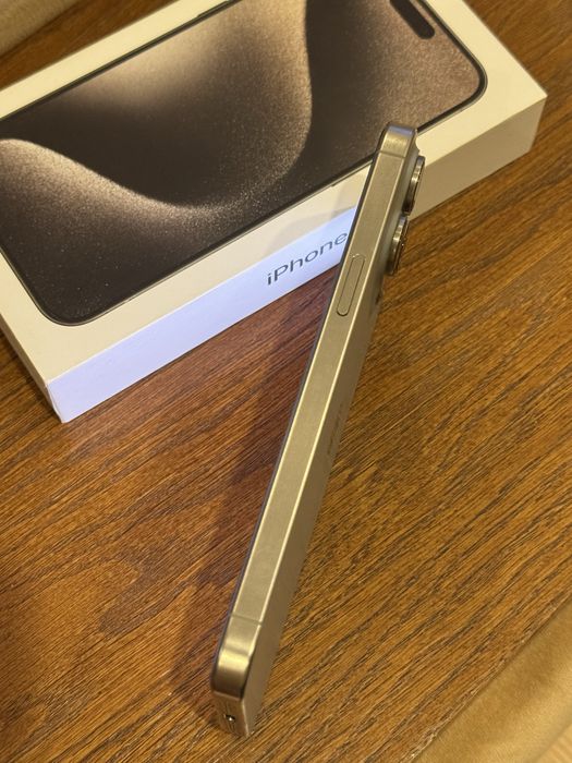 Iphone 15 Pro Max 256GB Original Natural Titanium Excelente estado