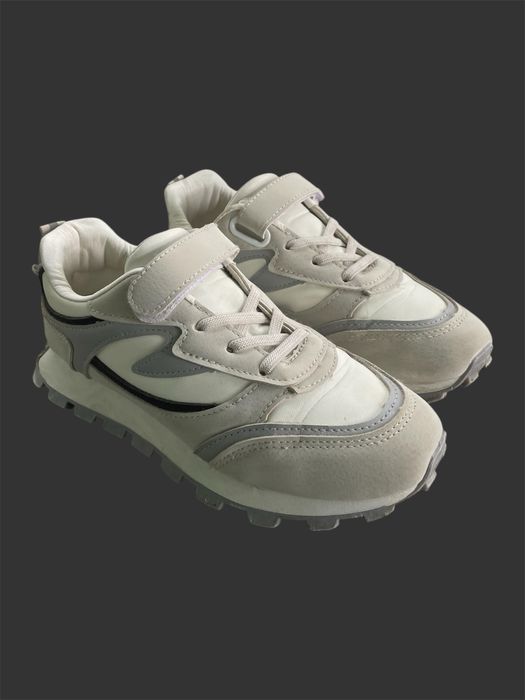 Кросівки унісекс 34 розмір