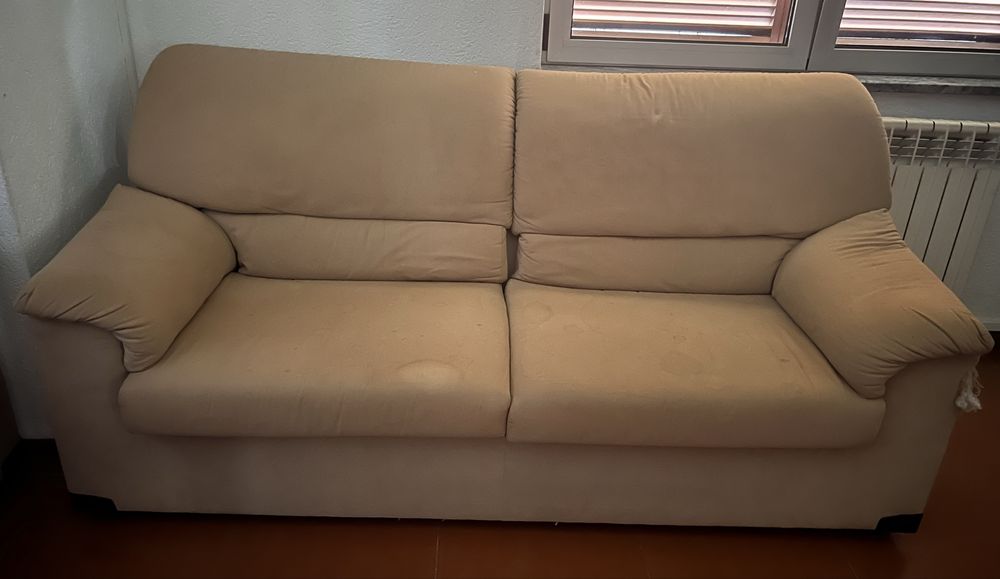 Dois Sofás Super Confortáveis