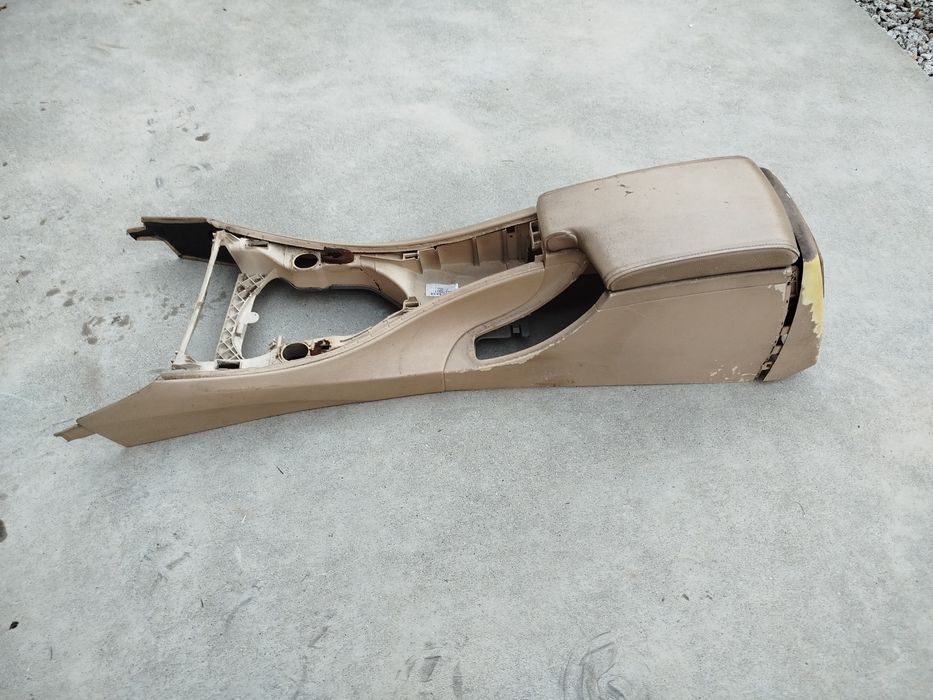 Podłokietnik BMW e 90