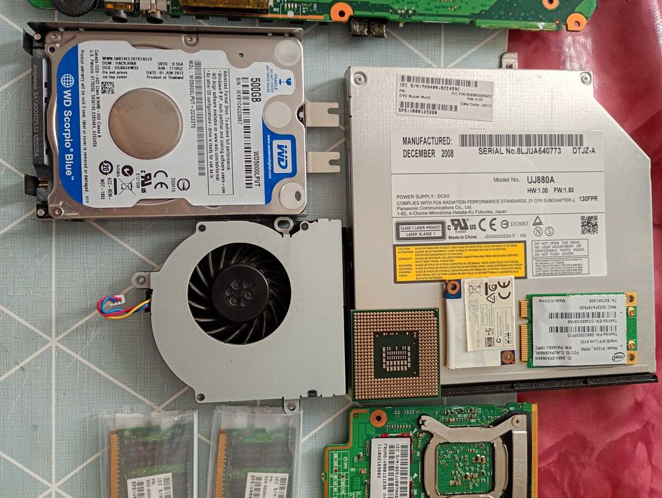 Peças Pc portátil - Placa-mãe, cpu, ram, entre outros (SEM HDD)