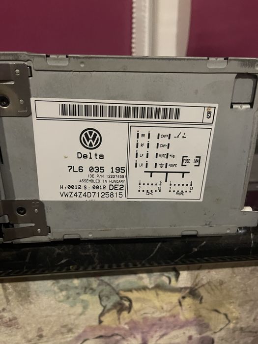 Продам магнітолу Touareg, оригінал