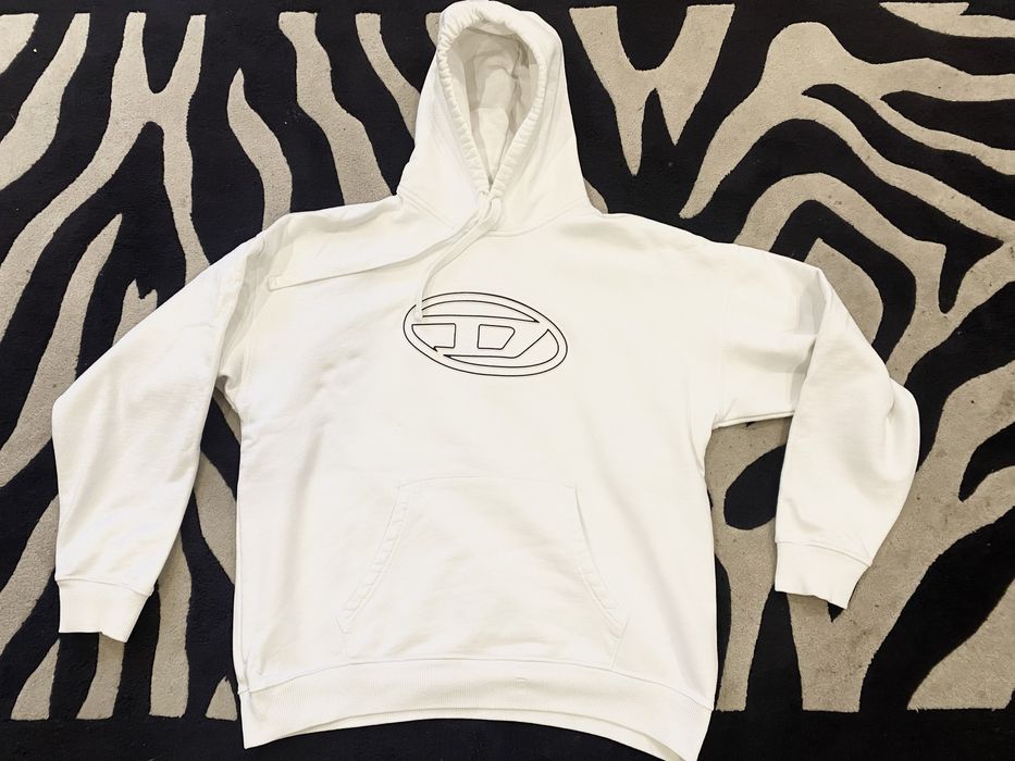 Худи Diesel, белого цвета.