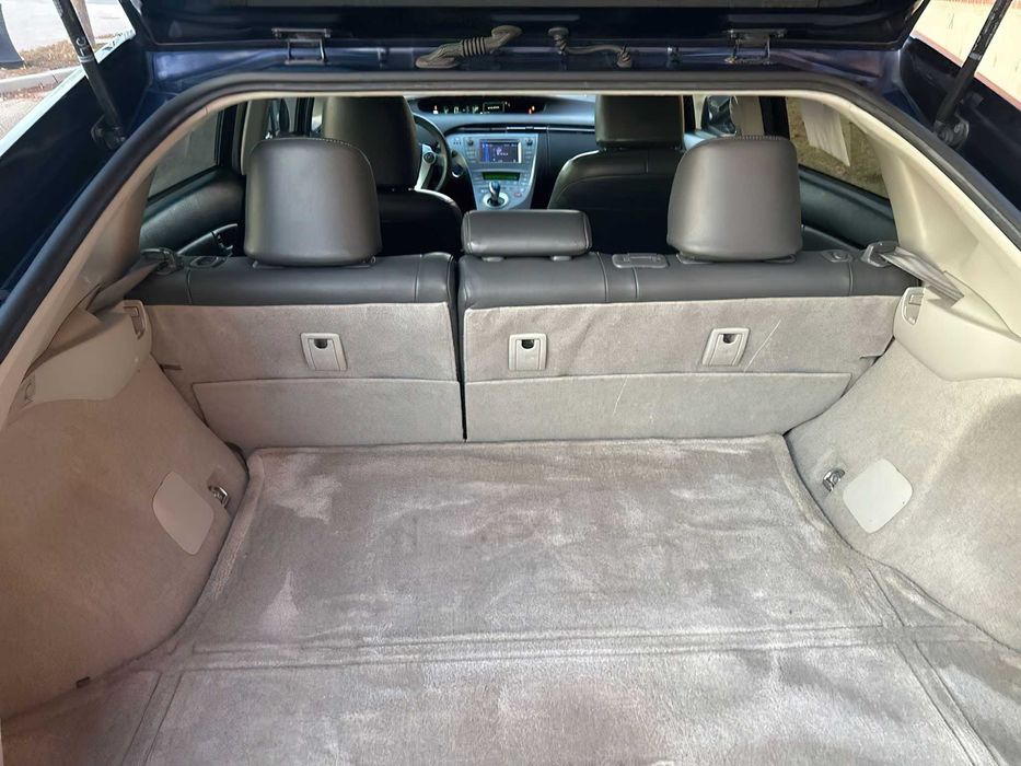 Toyota Prius      2015