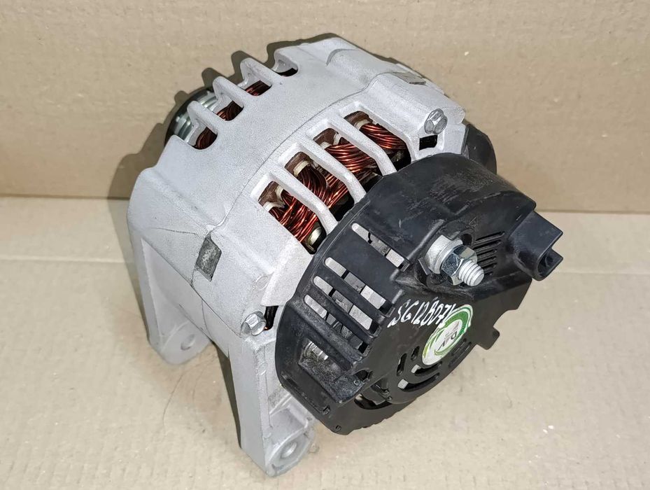 Генератор Master Trafic Movano Vivaro Primastar Laguna 1.9 2.2 2.5 Dci