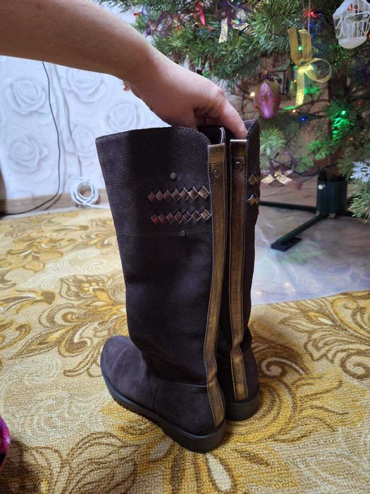 Жіночі зимові сапоги