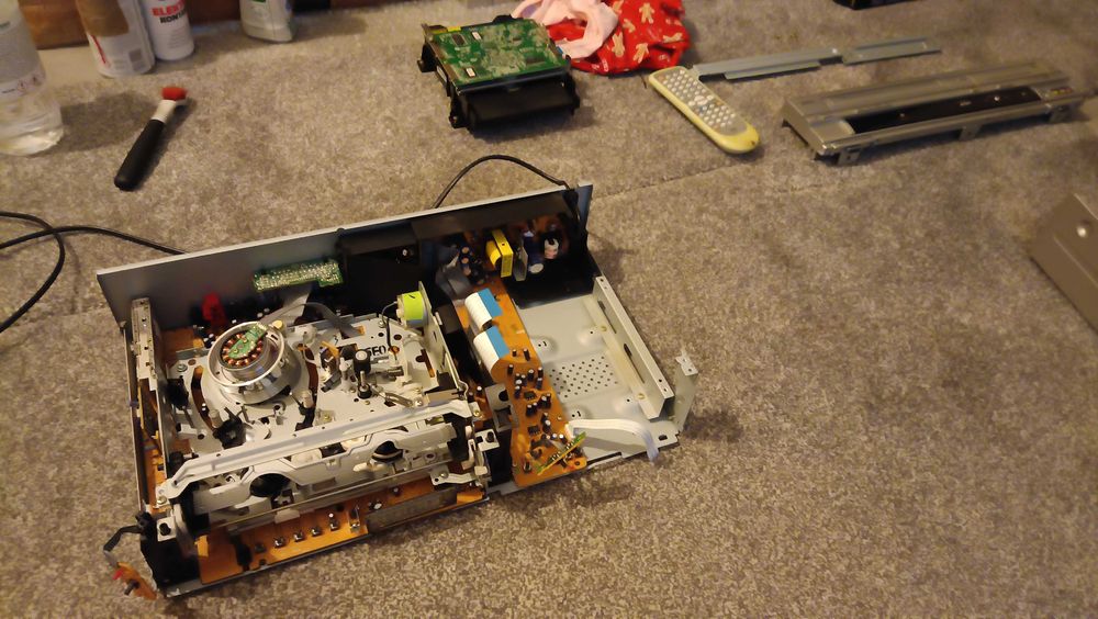 Naprawa Serwis Magnetowidów Video VHS MEDION FUNAI Toshiba PHILIPS LG
