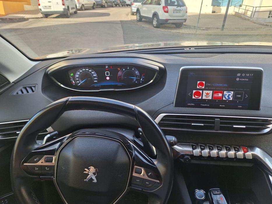 Peugeot 5008 7lugares 1.2