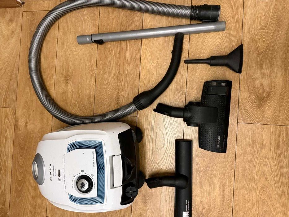 Bosch ProSilence PureAir BGL4SIL69W – cichy odkurzacz