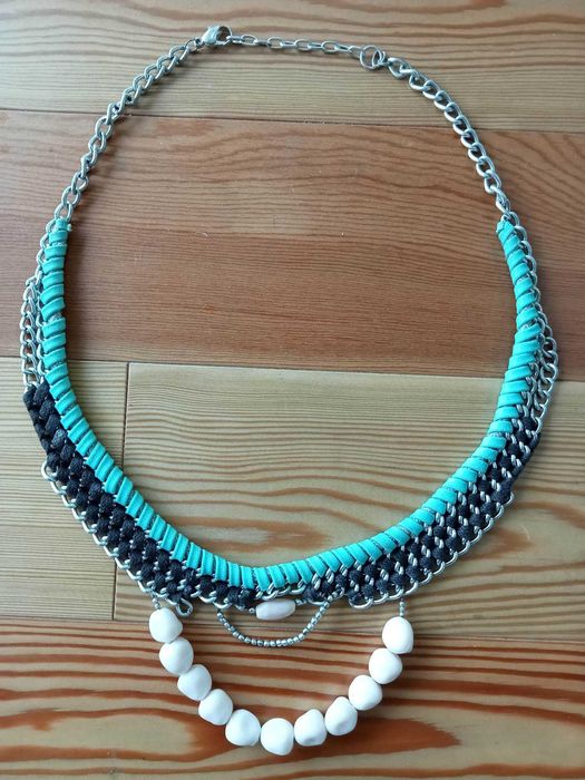 Colares muito bonitos