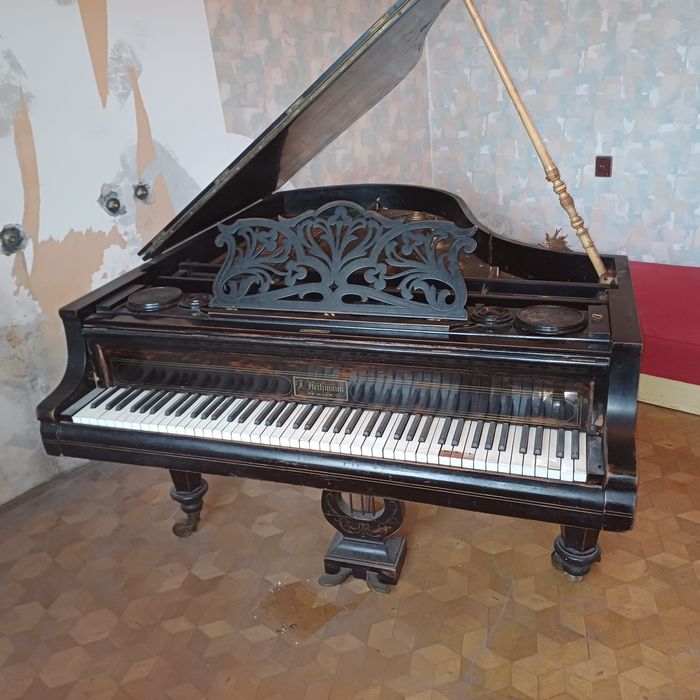 Fortepian antyk sprzedam