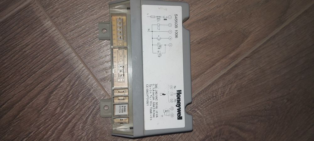Блок розпалу Honeywell S4960B 1006 Protherm